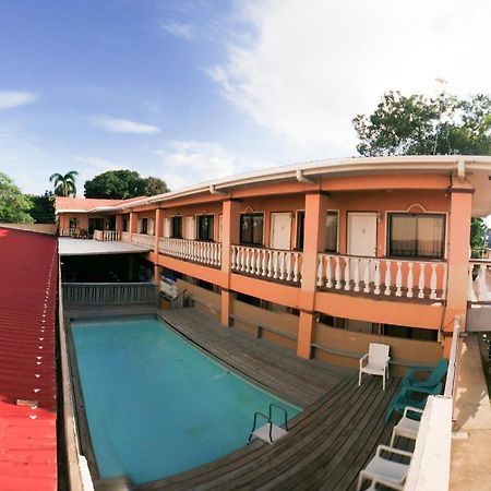 Uw Oasis Hotel La Ceiba Eksteriør billede