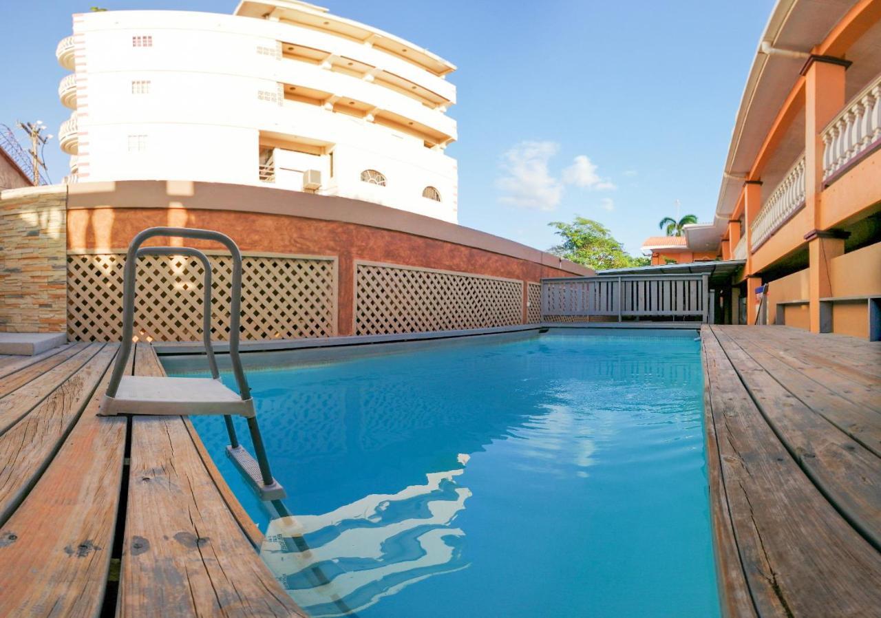 Uw Oasis Hotel La Ceiba Eksteriør billede
